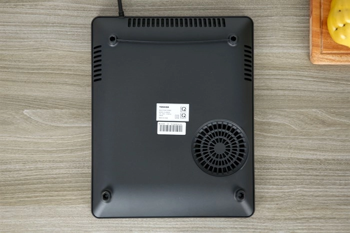bep-tu-cam-ung-toshiba-ic-20r2sv-kem-lau_436212c7